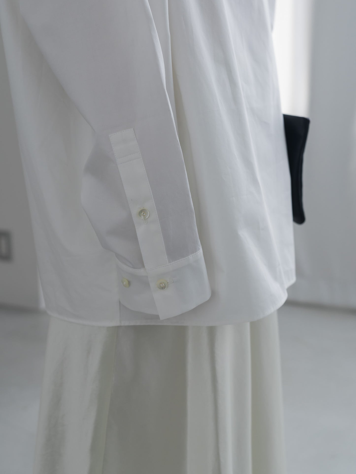 【pre order】satin flare skirt - white