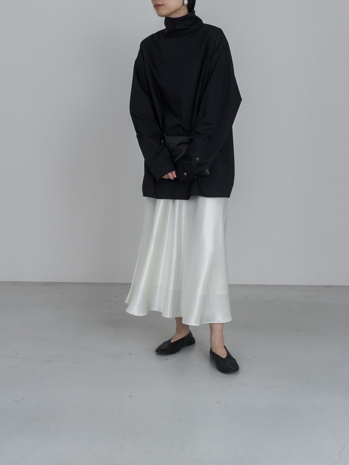【pre order】satin flare skirt - white