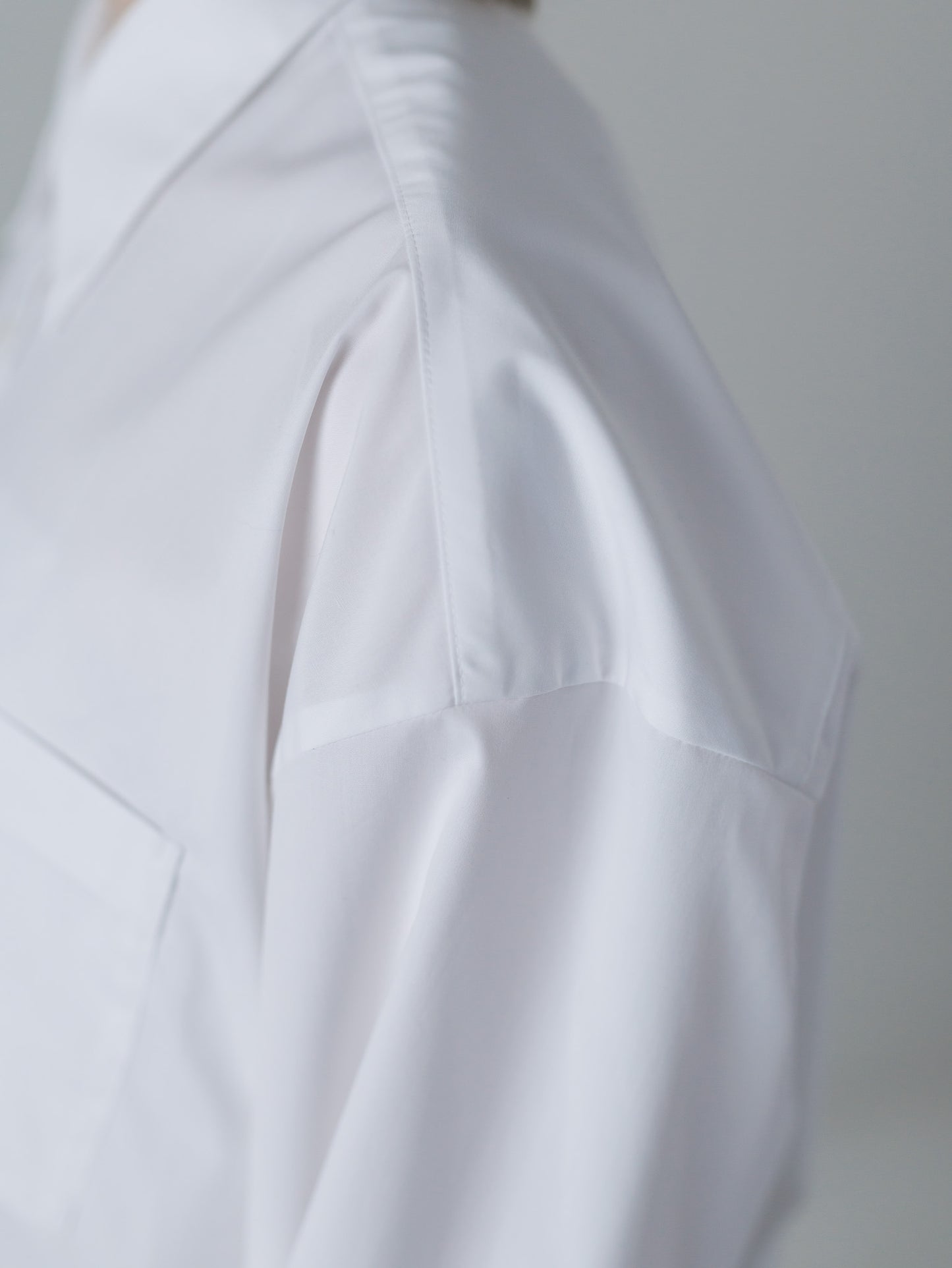 over shirt - white