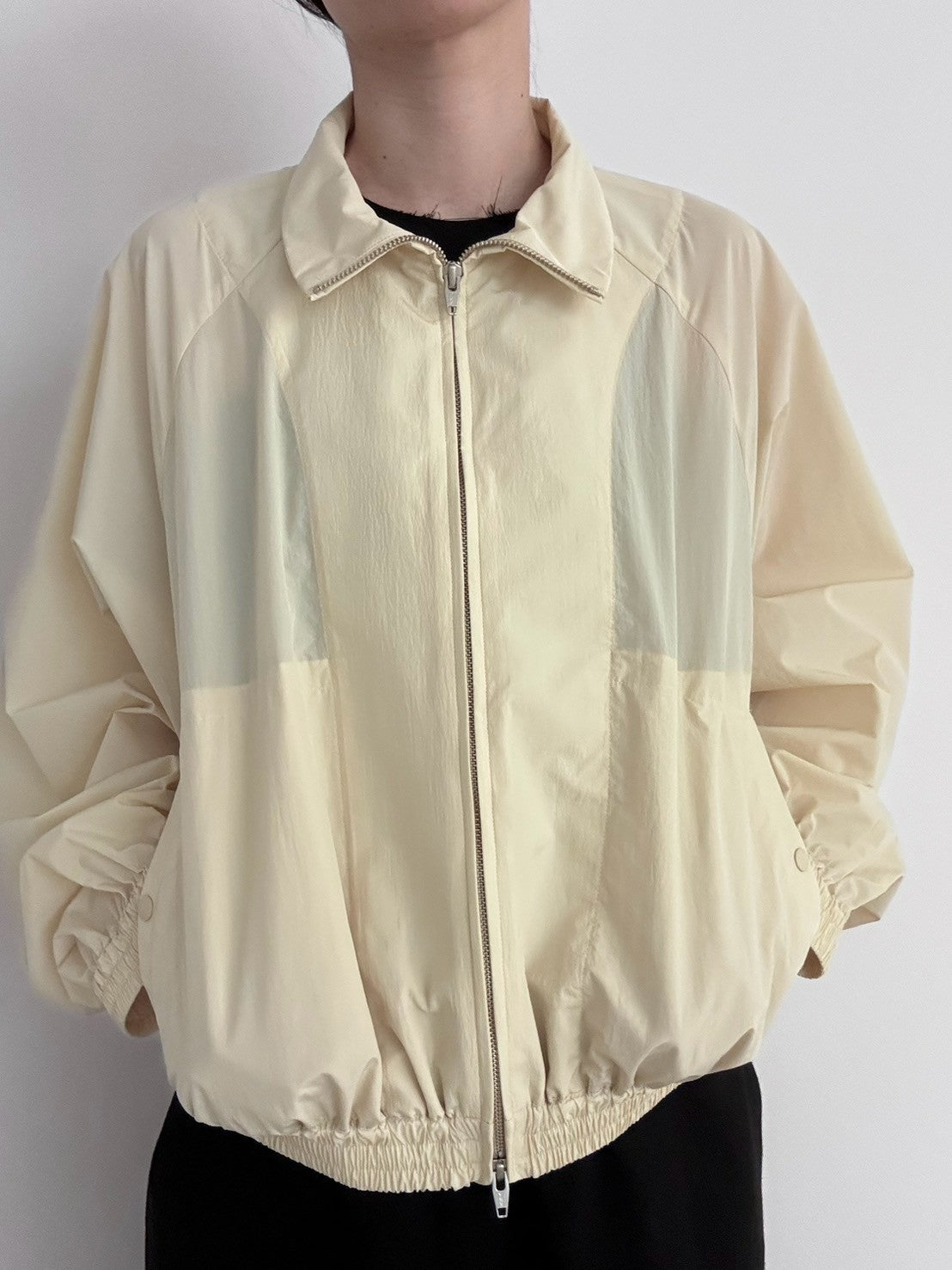 【pre order】sporty blouson - butter