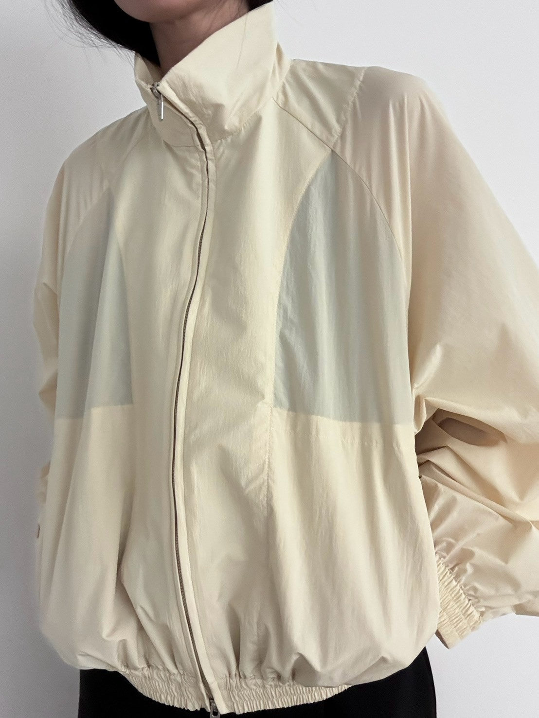 【pre order】sporty blouson - butter