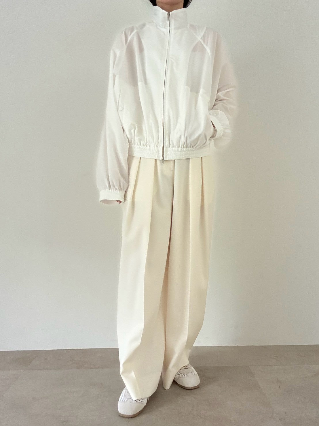 【pre order】sporty blouson - white