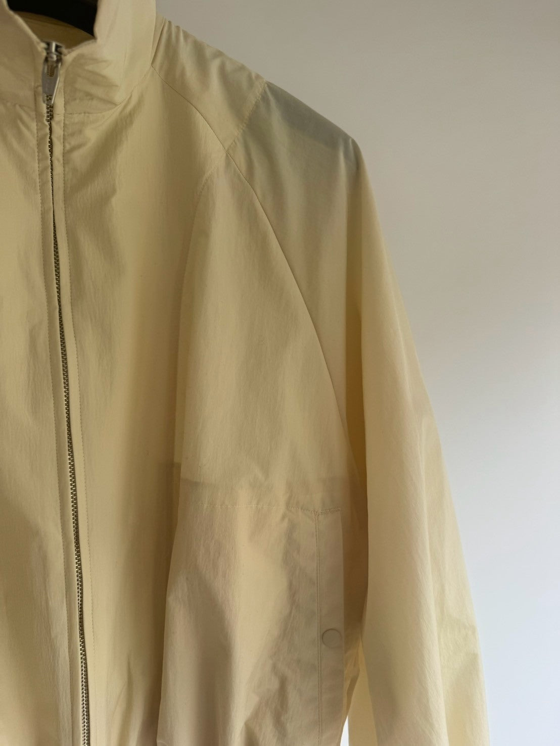 【pre order】sporty blouson - butter