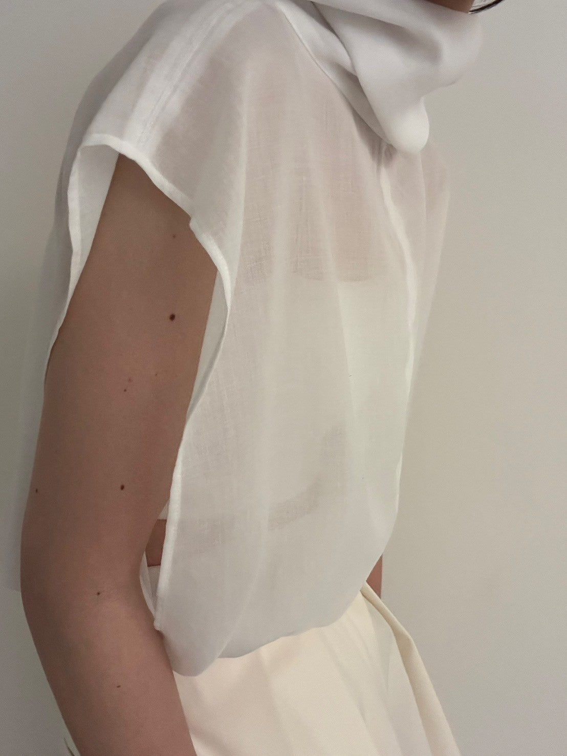 sheer N/S - white