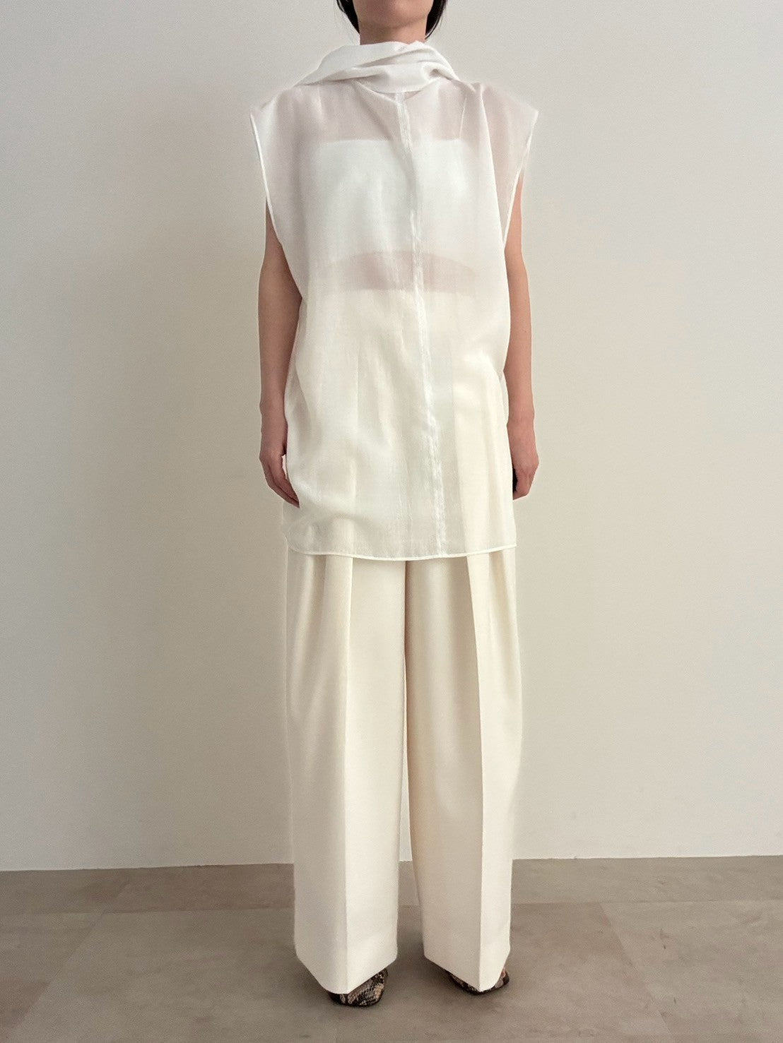 sheer N/S - white