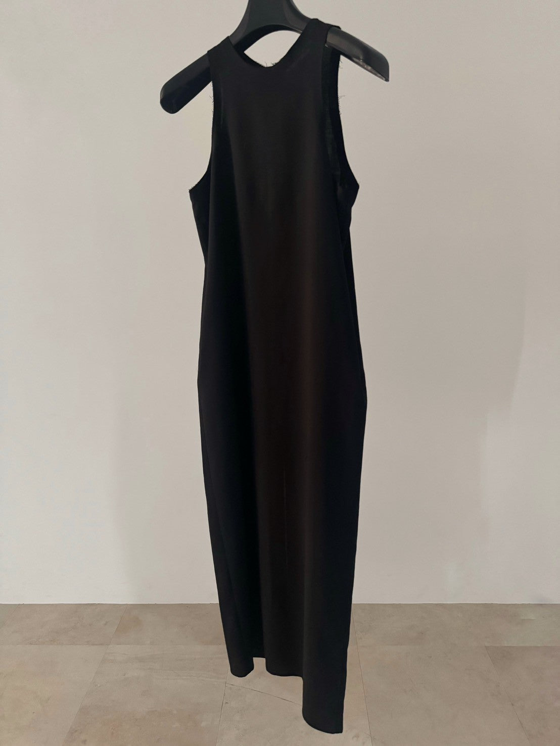 cut out one-piece - black