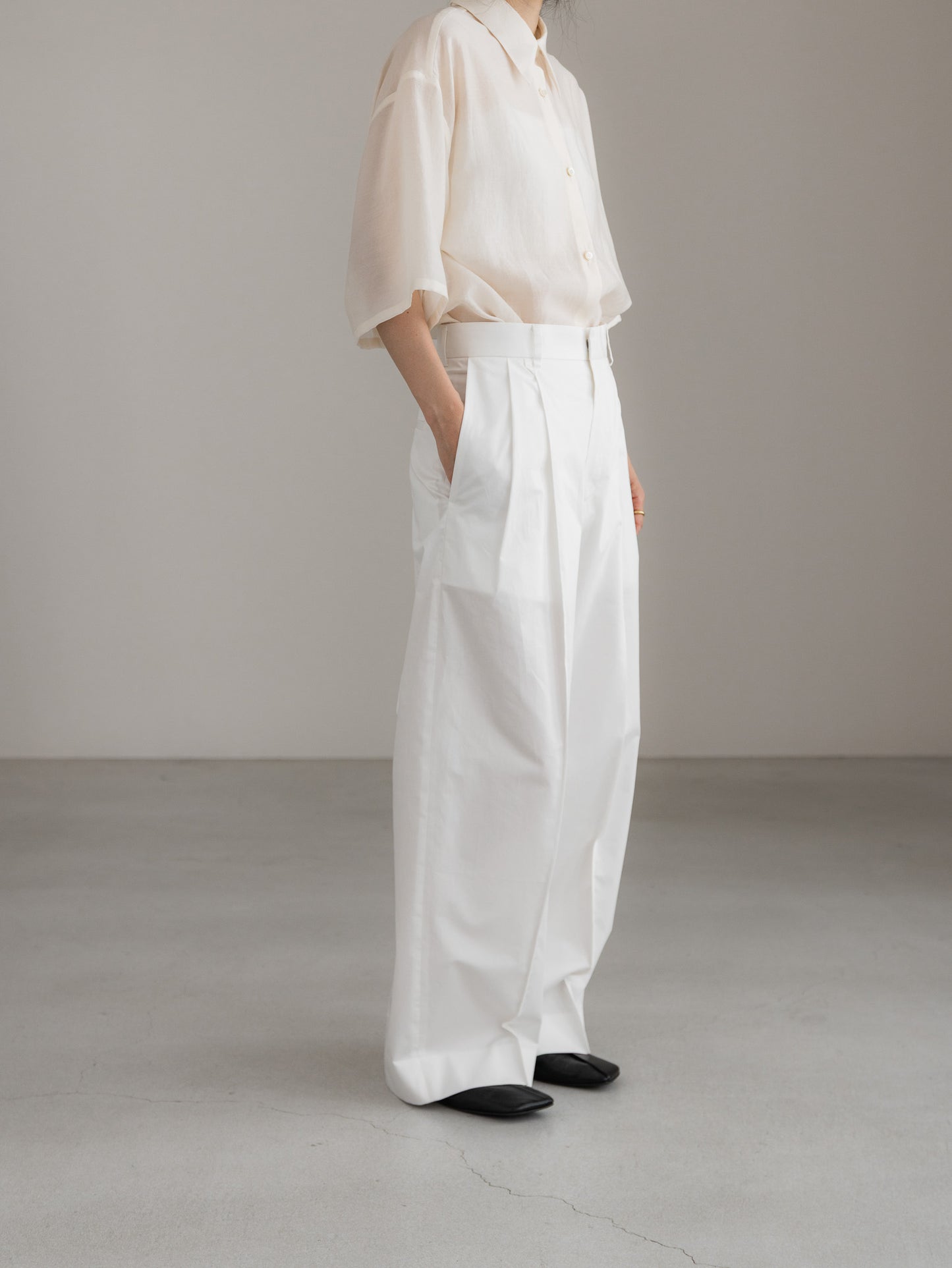 cotton pants- white