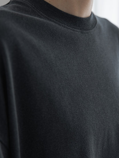 Huge T / white