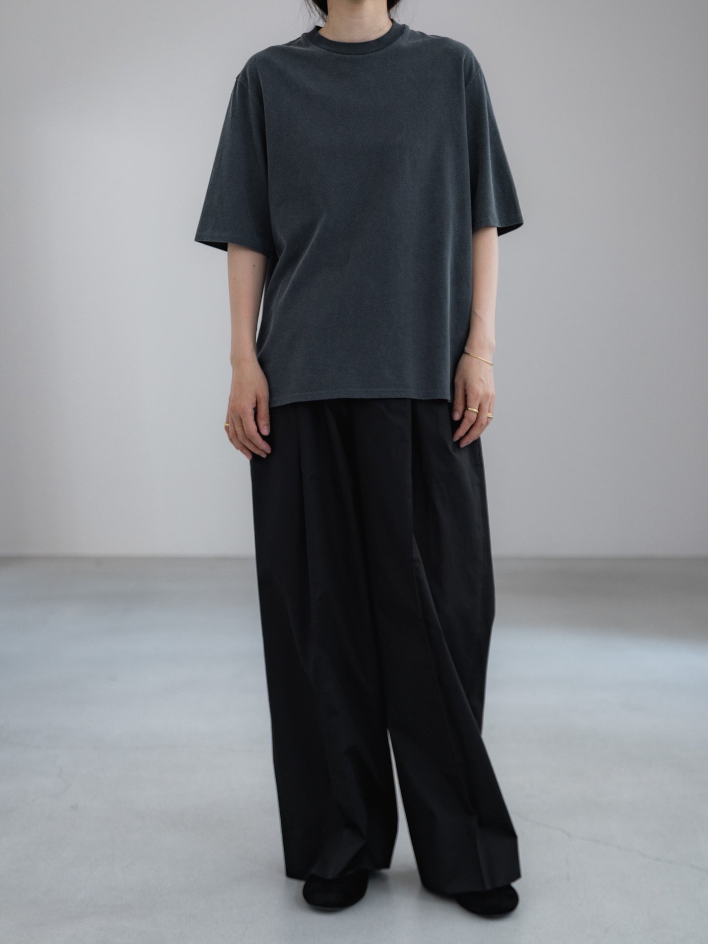 half sleeve T / vintage black