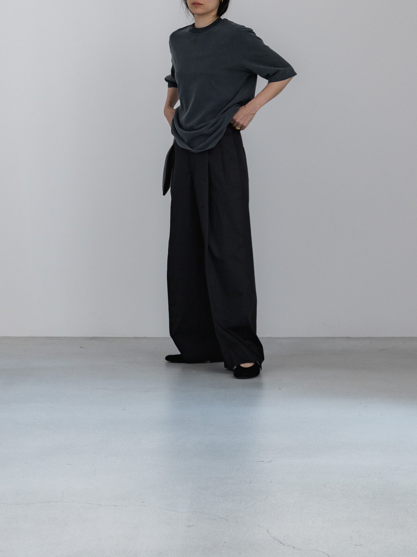 half sleeve T / vintage black