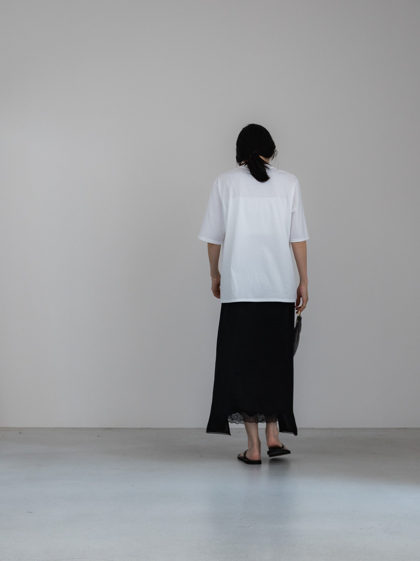 half sleeve T / white