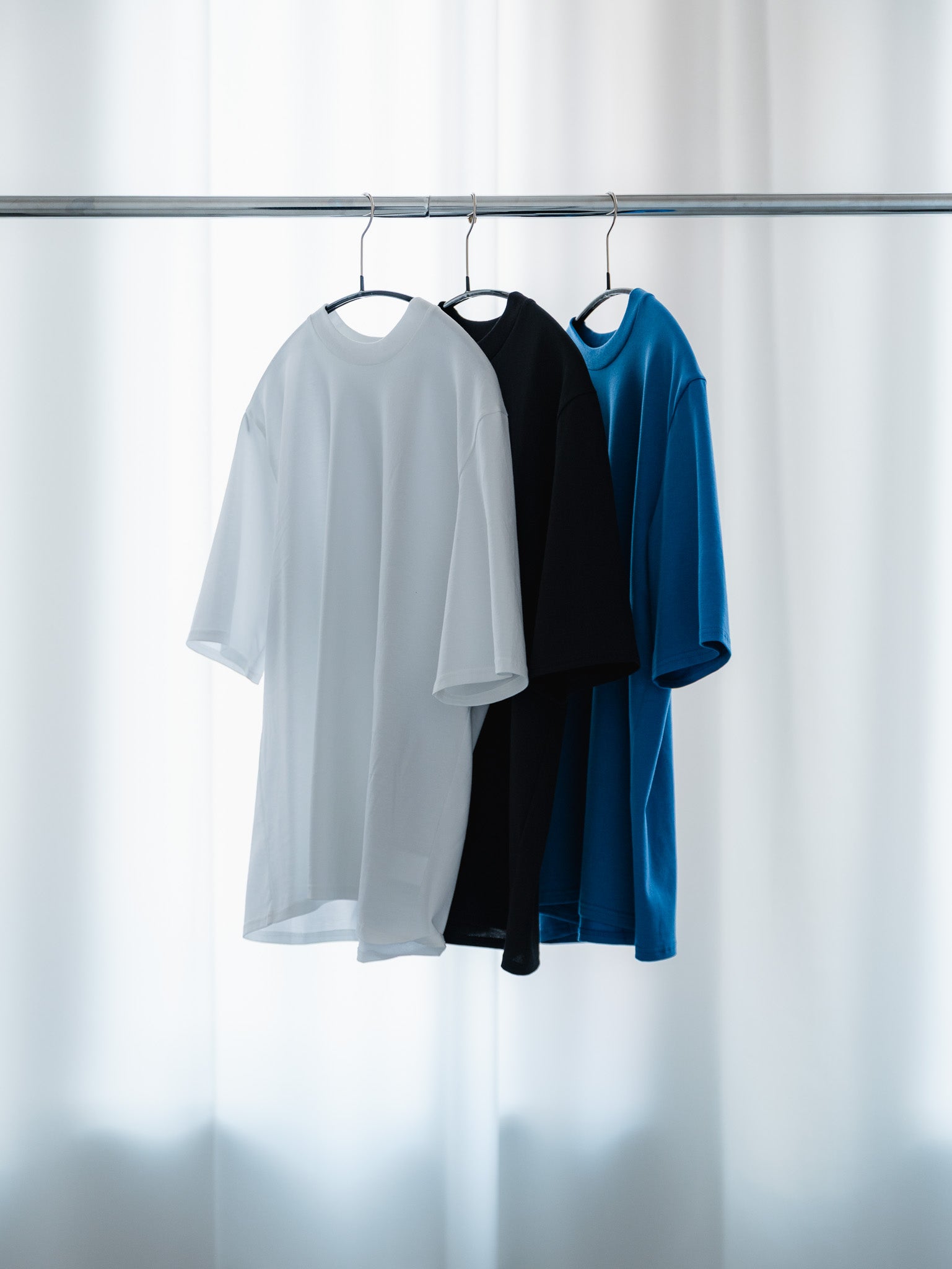 half sleeve T / black – digne.online