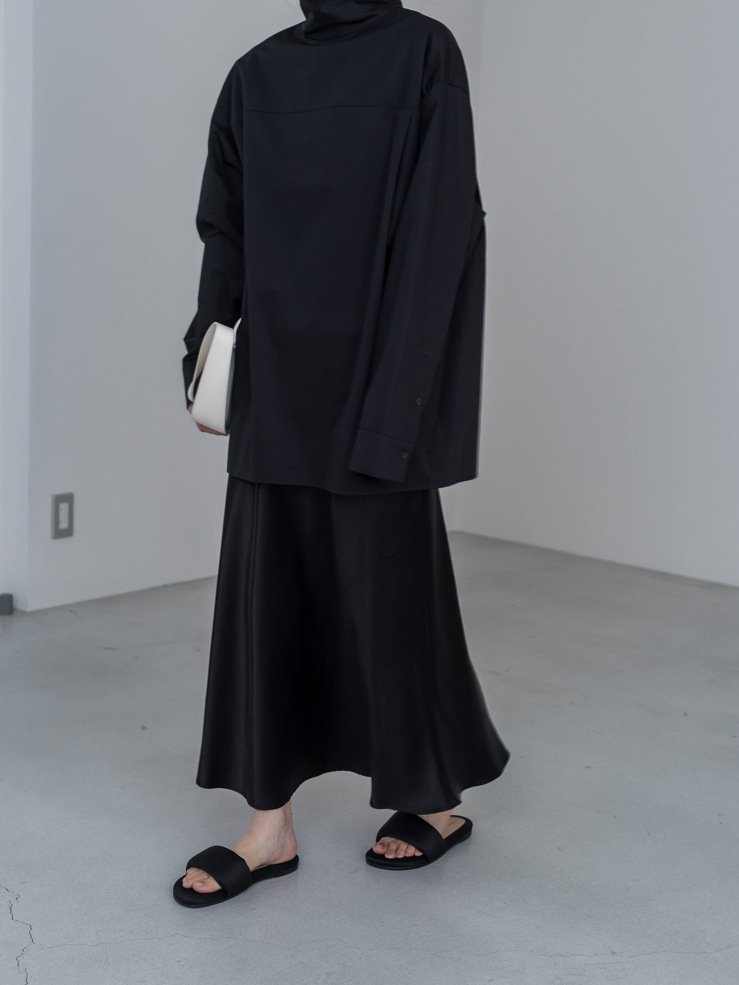 【pre order】turtle shirt - black