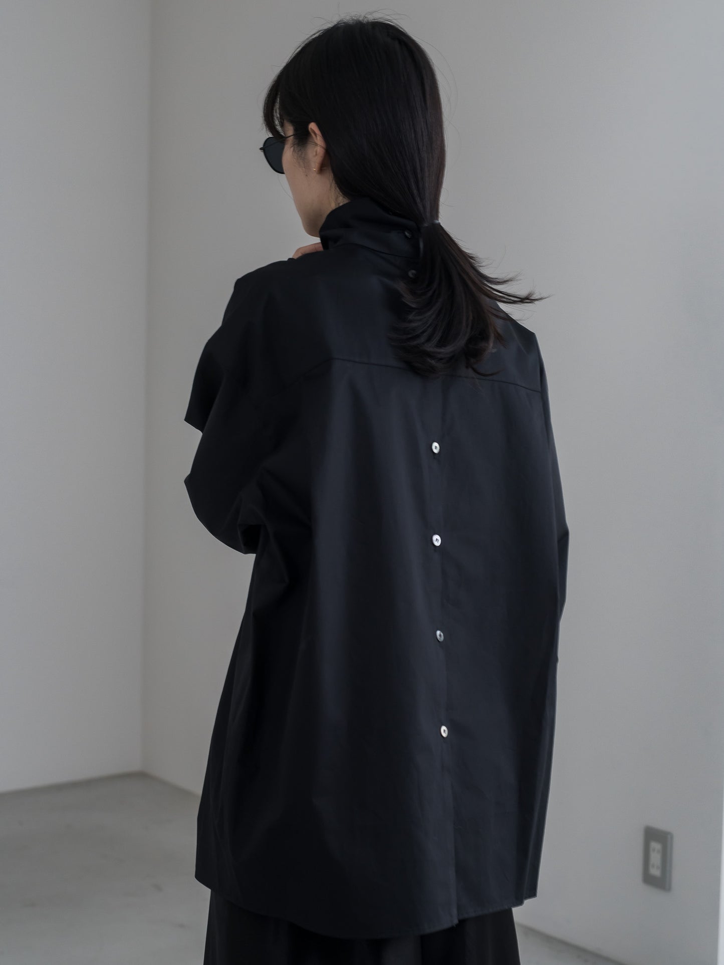 【pre order】turtle shirt - black