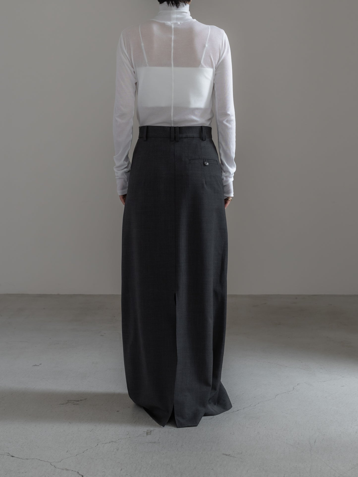 【pre order】tailored skirt (charcoal gray / black)