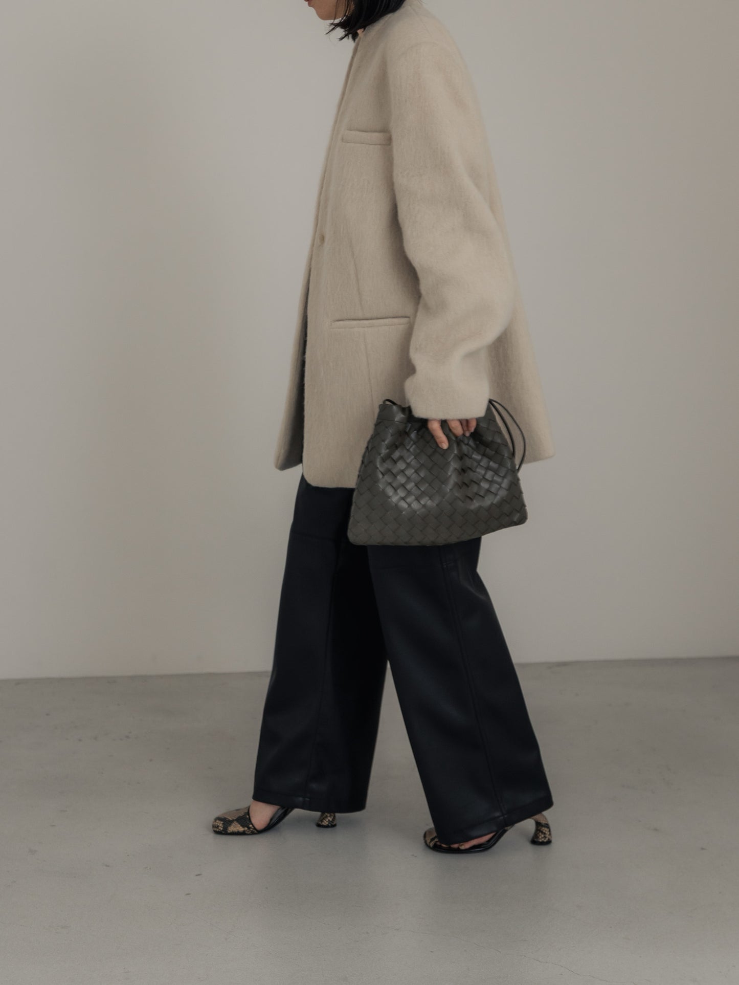 【pre order】leather pants - black