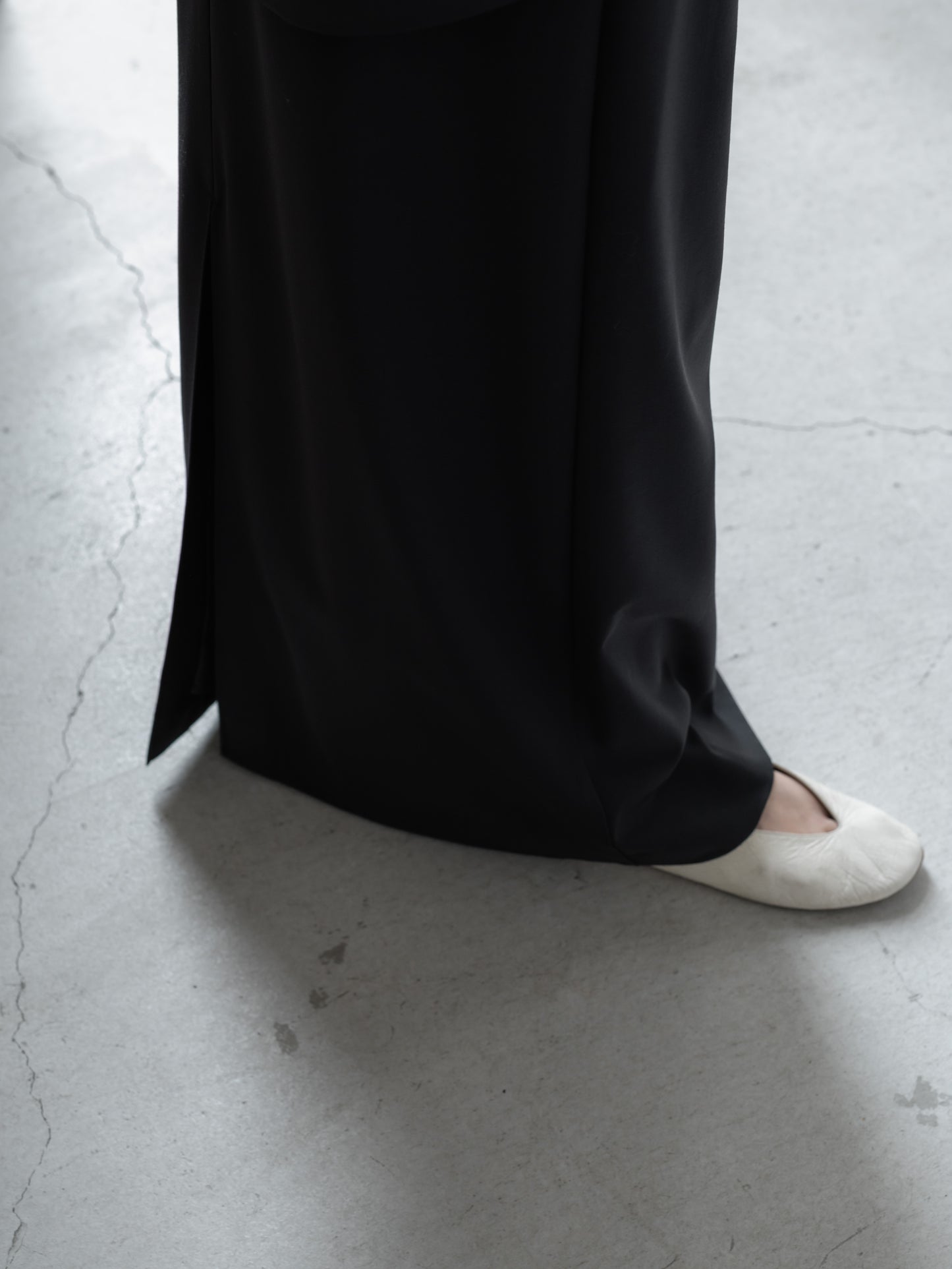【pre order】tailored skirt (charcoal gray / black)