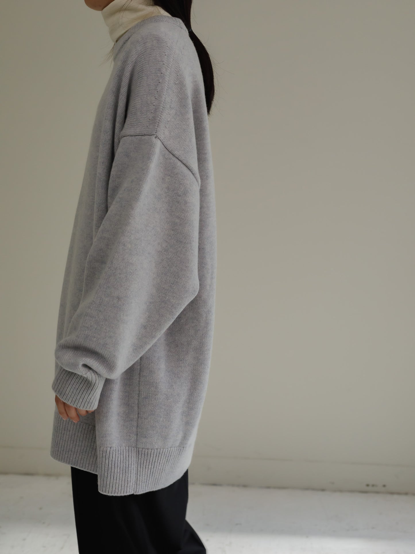 crew neck knit - platina