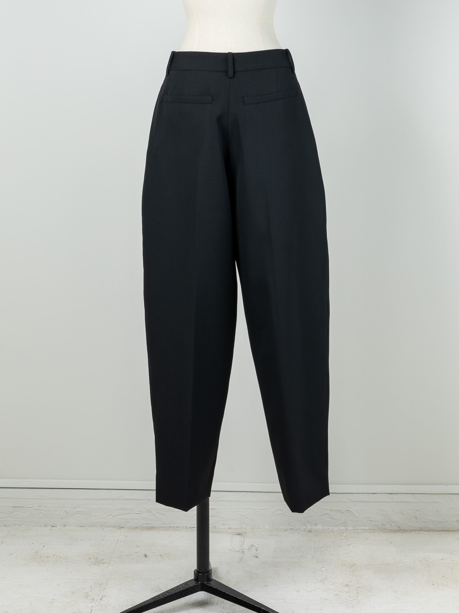 DIGNE. wool tapered pants gray-