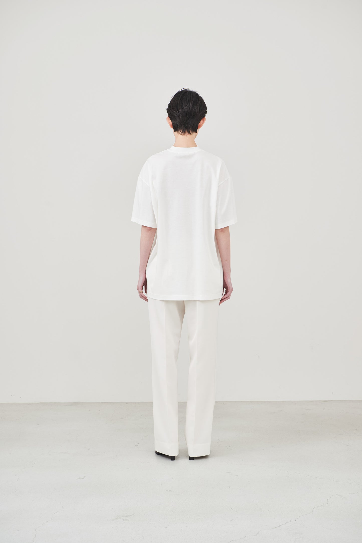 【order】huge T / white