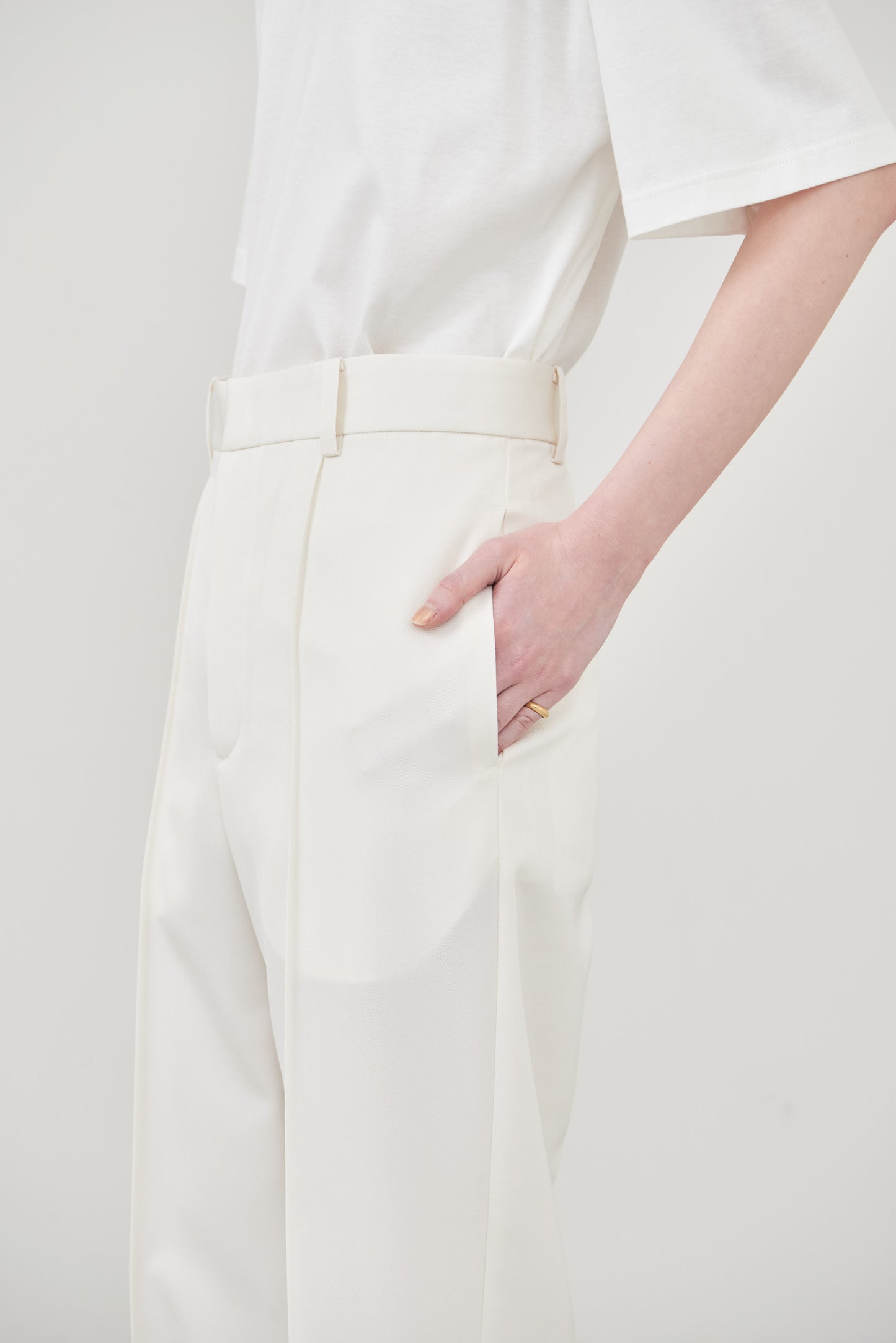 【pre order】straight pants/white