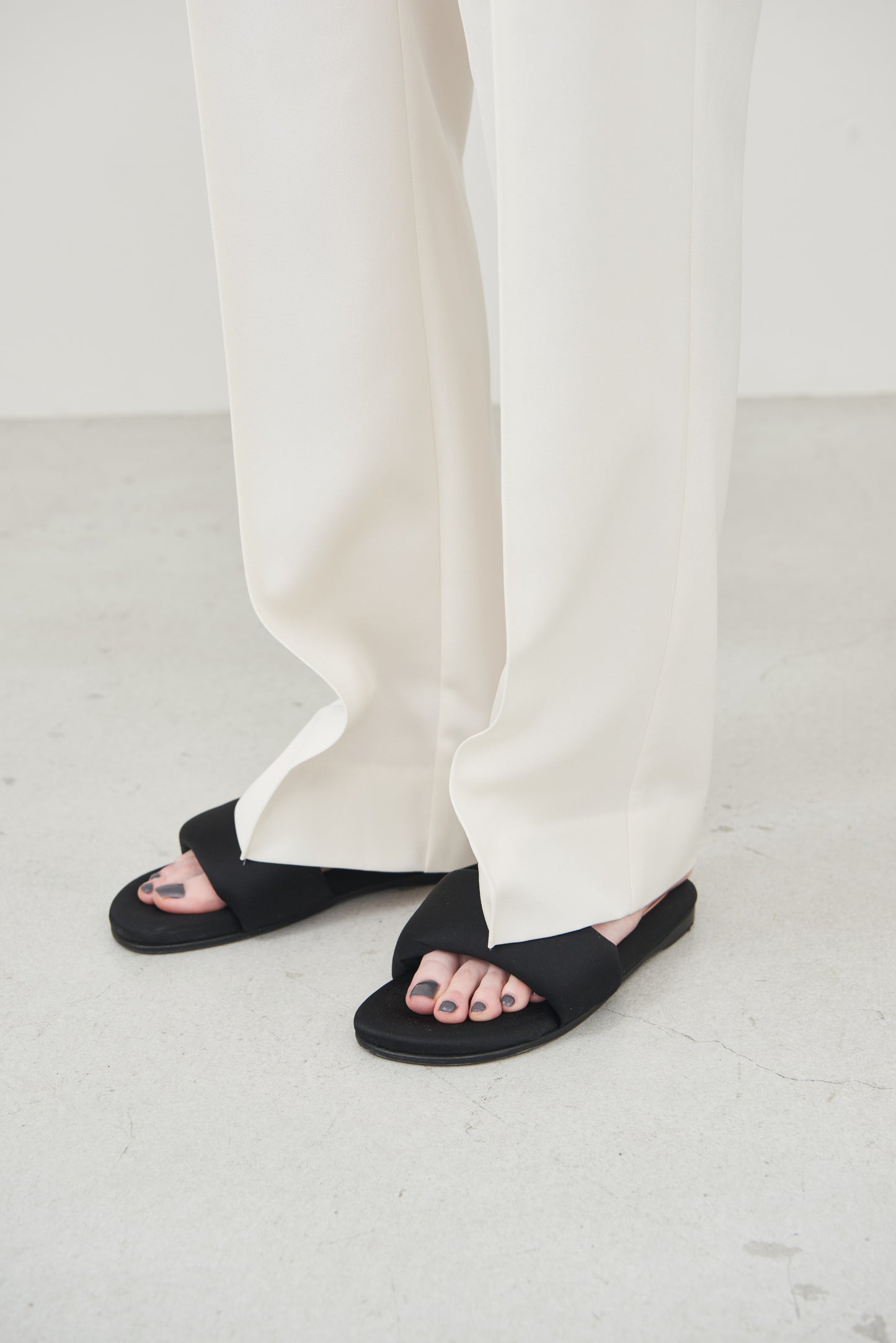 【pre order】straight pants/white