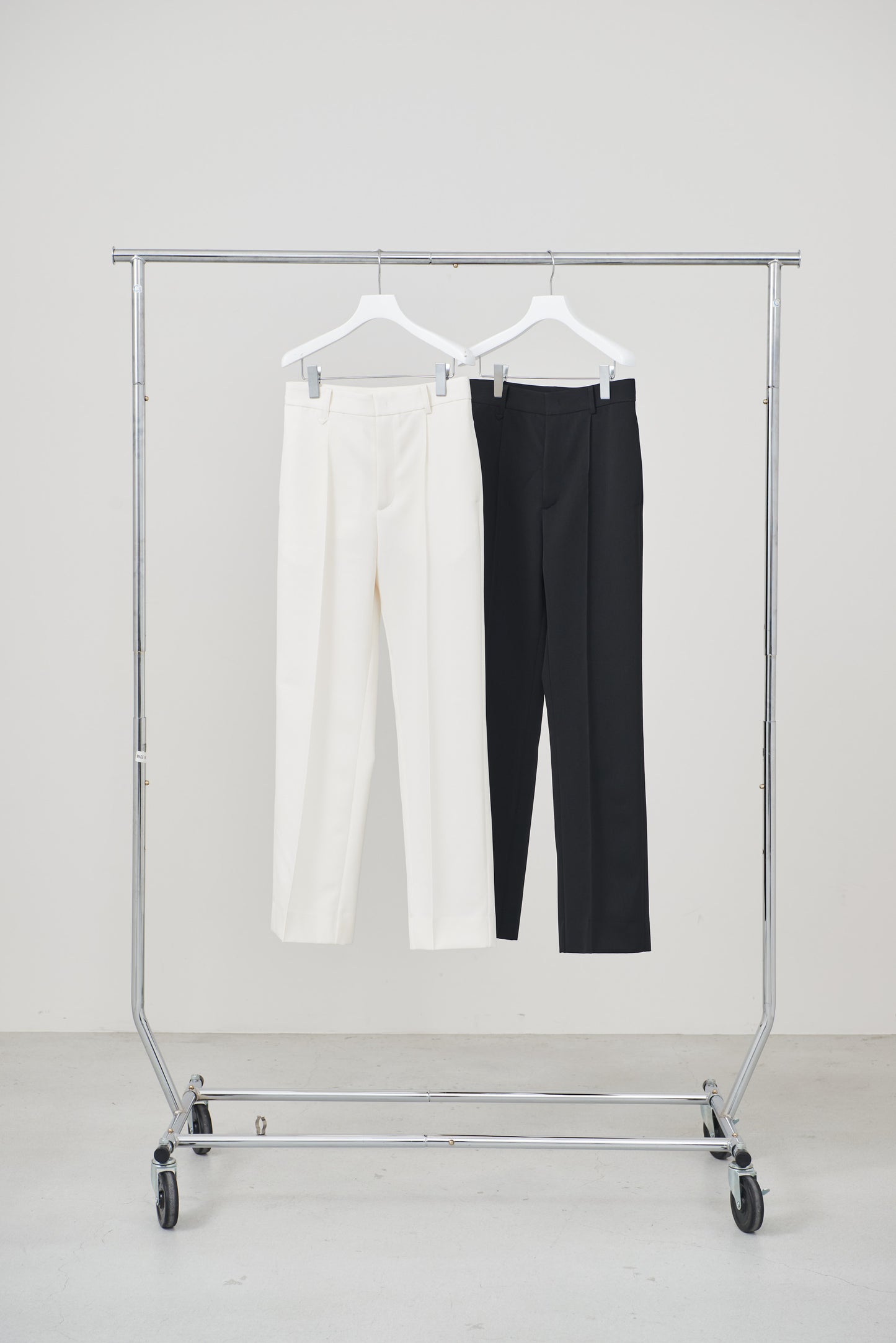 【pre order】straight pants/white